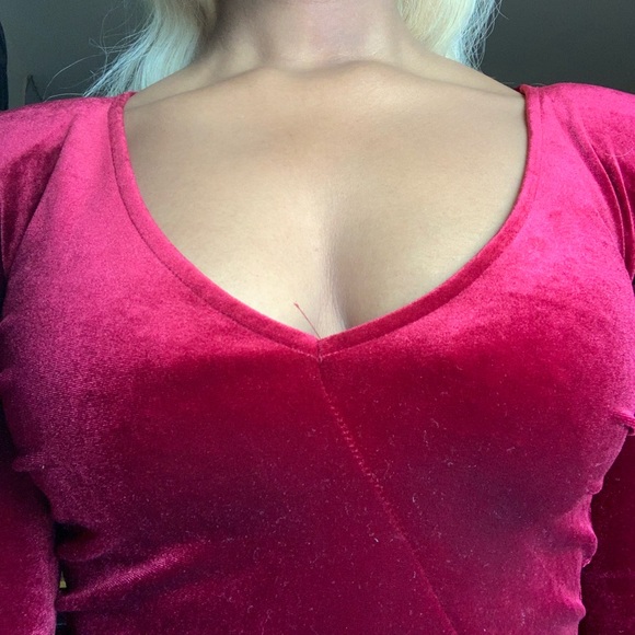 Fashion nova velvet dress - Picture 4 of 8